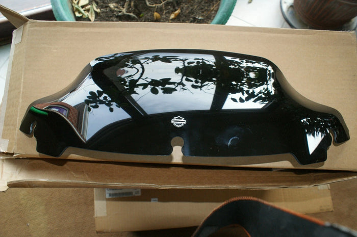NOS Genuine Harley Davidson Windshield Smoke Windsplitter 57400205 7"