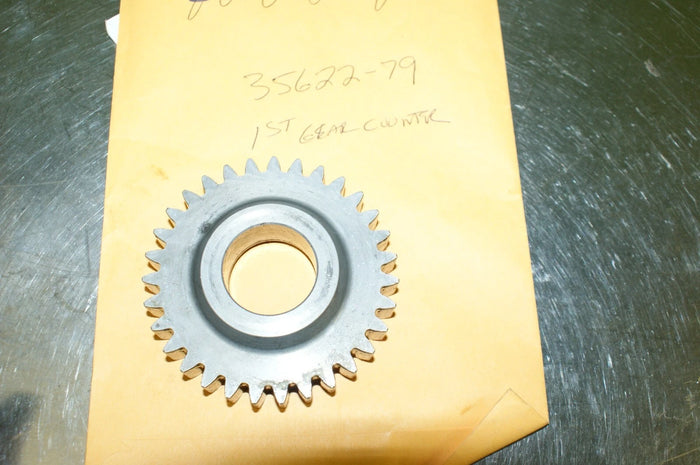 Harley Davidson transmission 1st gear counter shaft 35622-79 used XCELLENT!