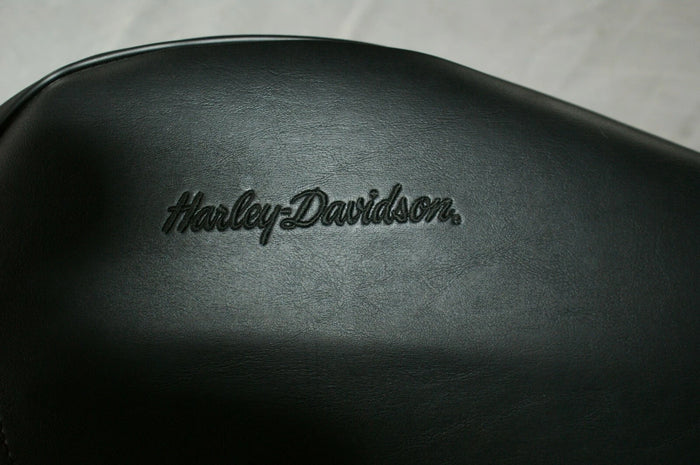 NOS Genuine Harley-Davidson Saddlebag kit Sportster 79052-04