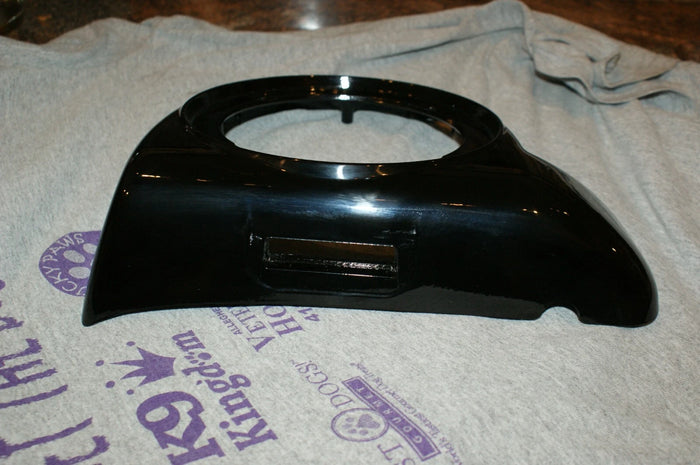 Genuine OEM Harley Davidson LEFT Lower Speaker Enclosure Vivid Black 76000497