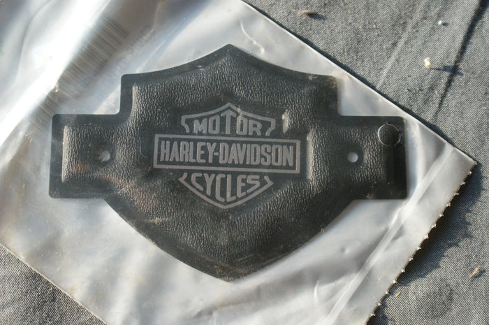 Genuine Harley Davidson padded bar and shield emblem 99013-82