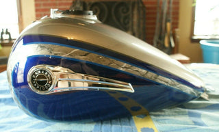 2016 Harley Davidson CVO Limited 110 fuel gas tank Silver / Blue Dealer take off