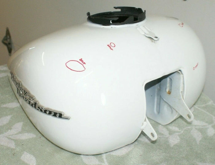 HARLEY-DAVIDSON Touring fuel tank Crushed Ice pearl Flood victim Dentman special 61000120DZS