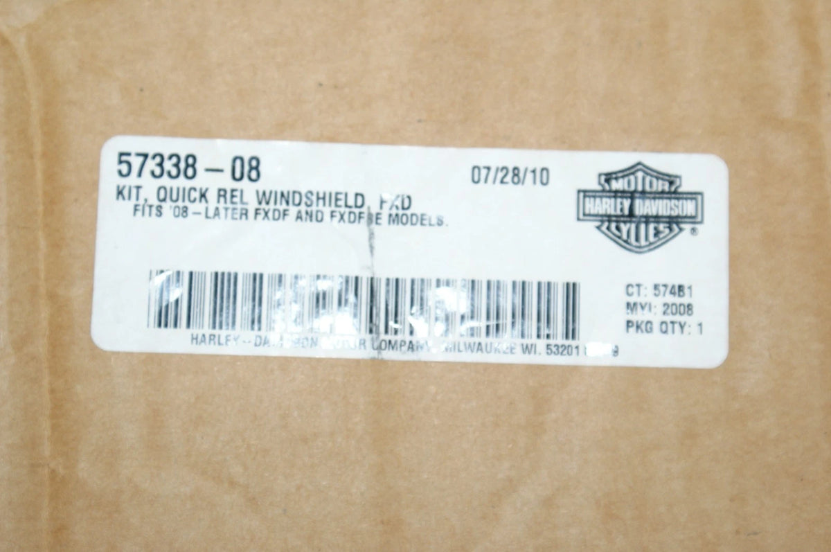 NOS Genuine Harley Davidson quick release Windshield kit FXD 57338-08