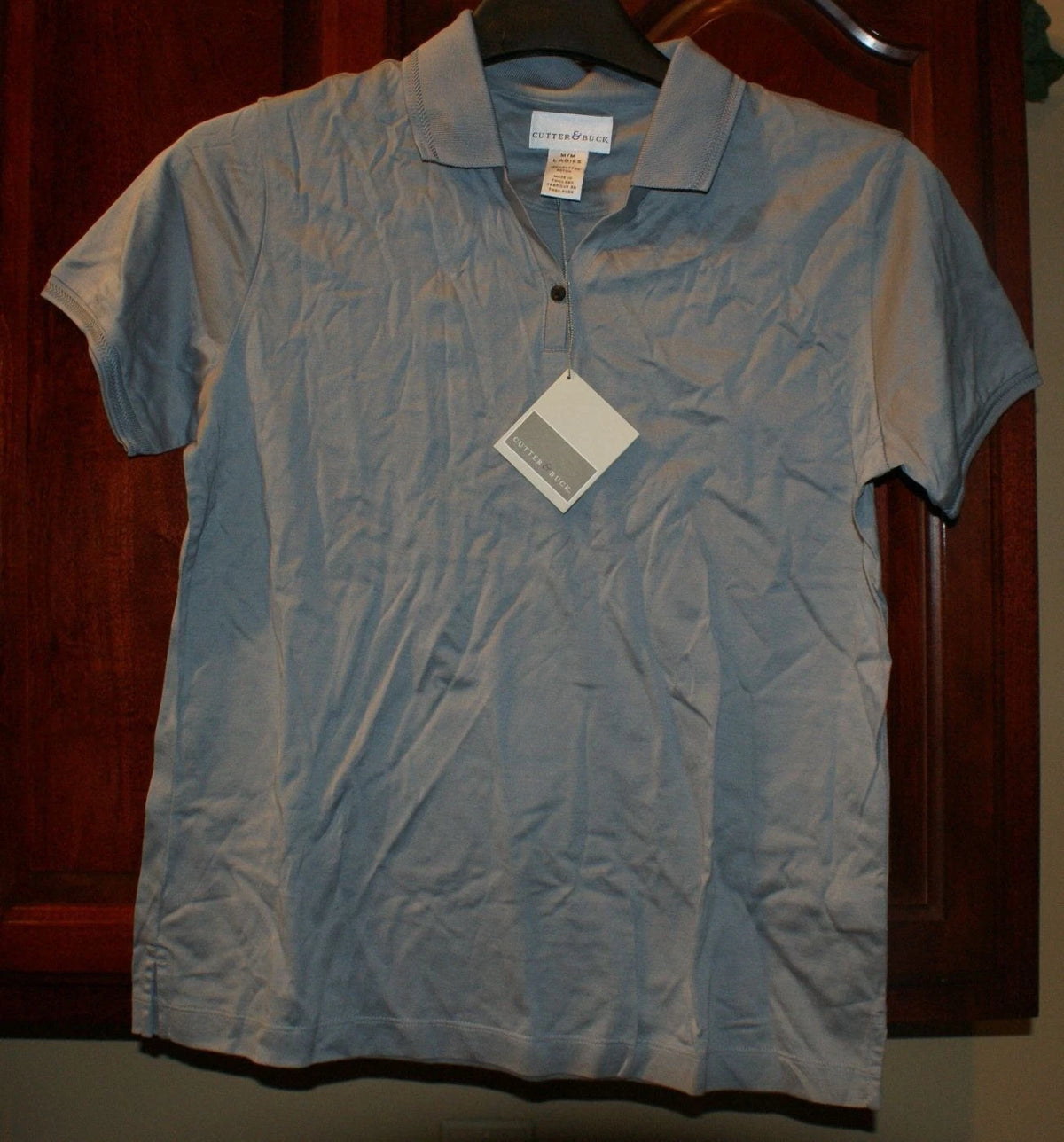 Cutter and Buck Ladies Meduim Polo / Golf Shirt Silver / gray CB3416-48W