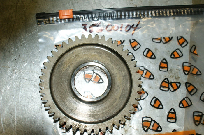 Genuine OEM Harley Davidson First Gear Countershaft 35600104 Used - NICE