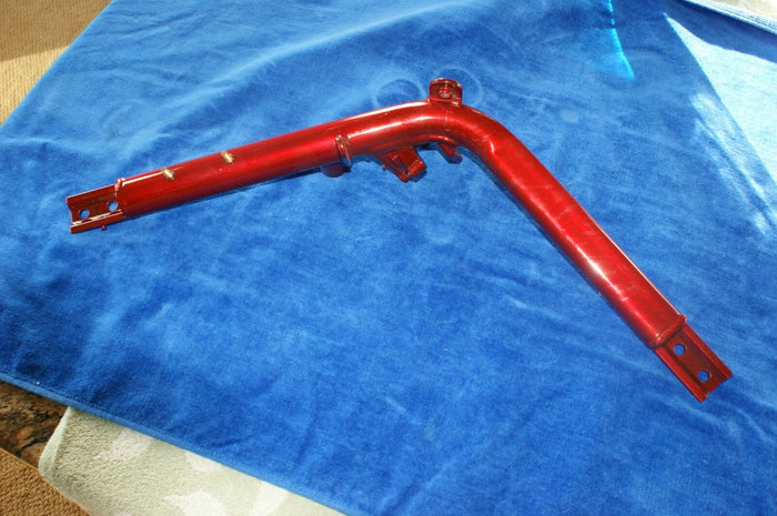 NOS HARLEY-DAVIDSON Lower Frame Left candy cherry 48116-05BPJ V-ROD