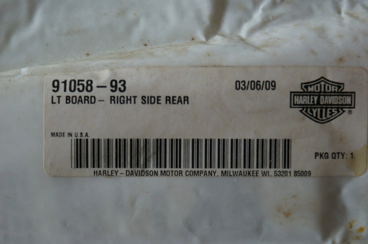 NEW Genuine Harley Davidson Electra glo light board Right Rear 91058-93
