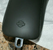 Genuine HARLEY-DAVIDSON Scorpion Stitch Dyna Low profile seat NOS 51283-02