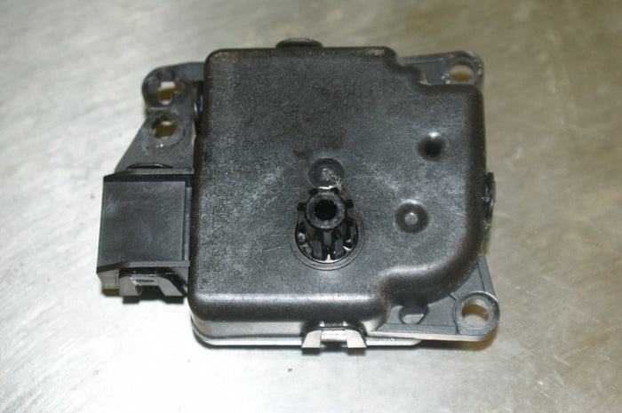 2012 Jeep Patriot HVAC Heater Air conditioner Actuator - Used 32k Miles