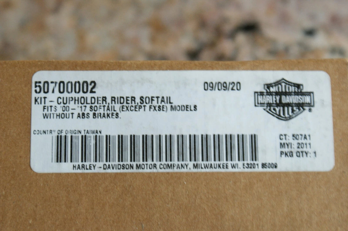NOS Harley Davidson 50700002 cupholder Kit  softail - used for display only