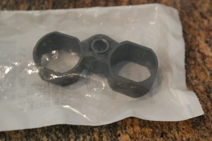 Genuine Harley Davidson 17900035 anti rotation device front
