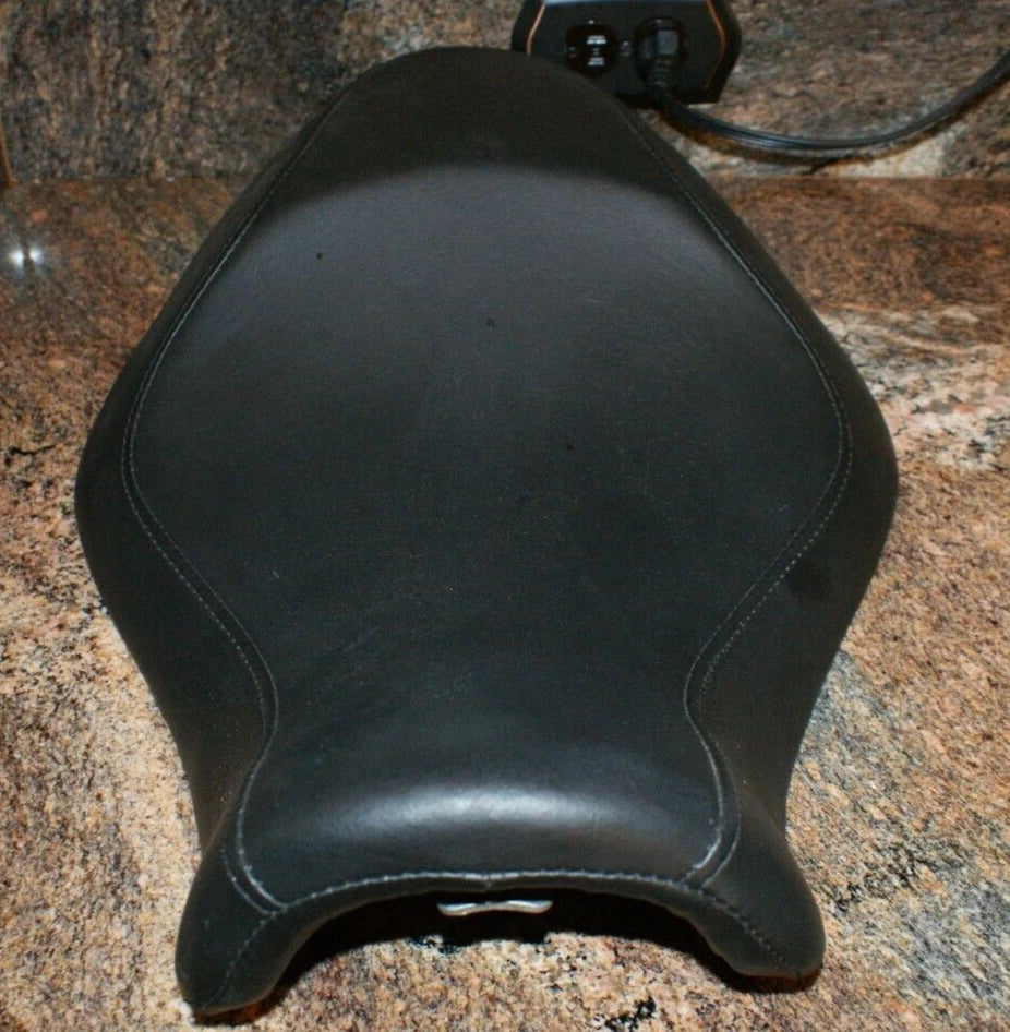 2007 Genuine Harley Davidson Sportster seat 51532-07 NEW Dealer take off
