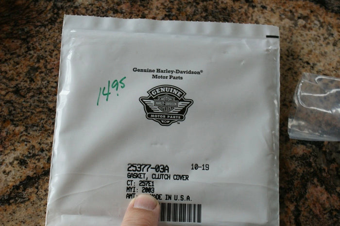 Genuine Harley Davidson gasket cover clutch 25377-03