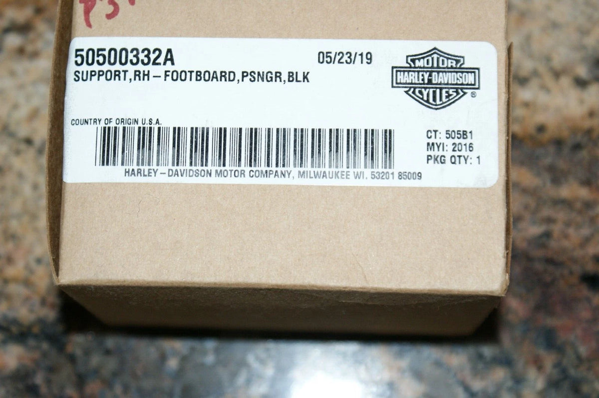 OEM Harley Davidson support Right Passenger footboard 50500332