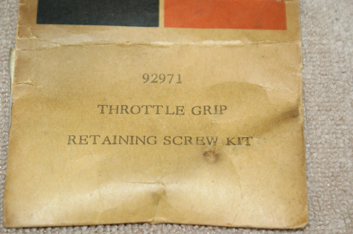 Genuine OEM Harley Davidson Retaining Screw set 92971 NOS