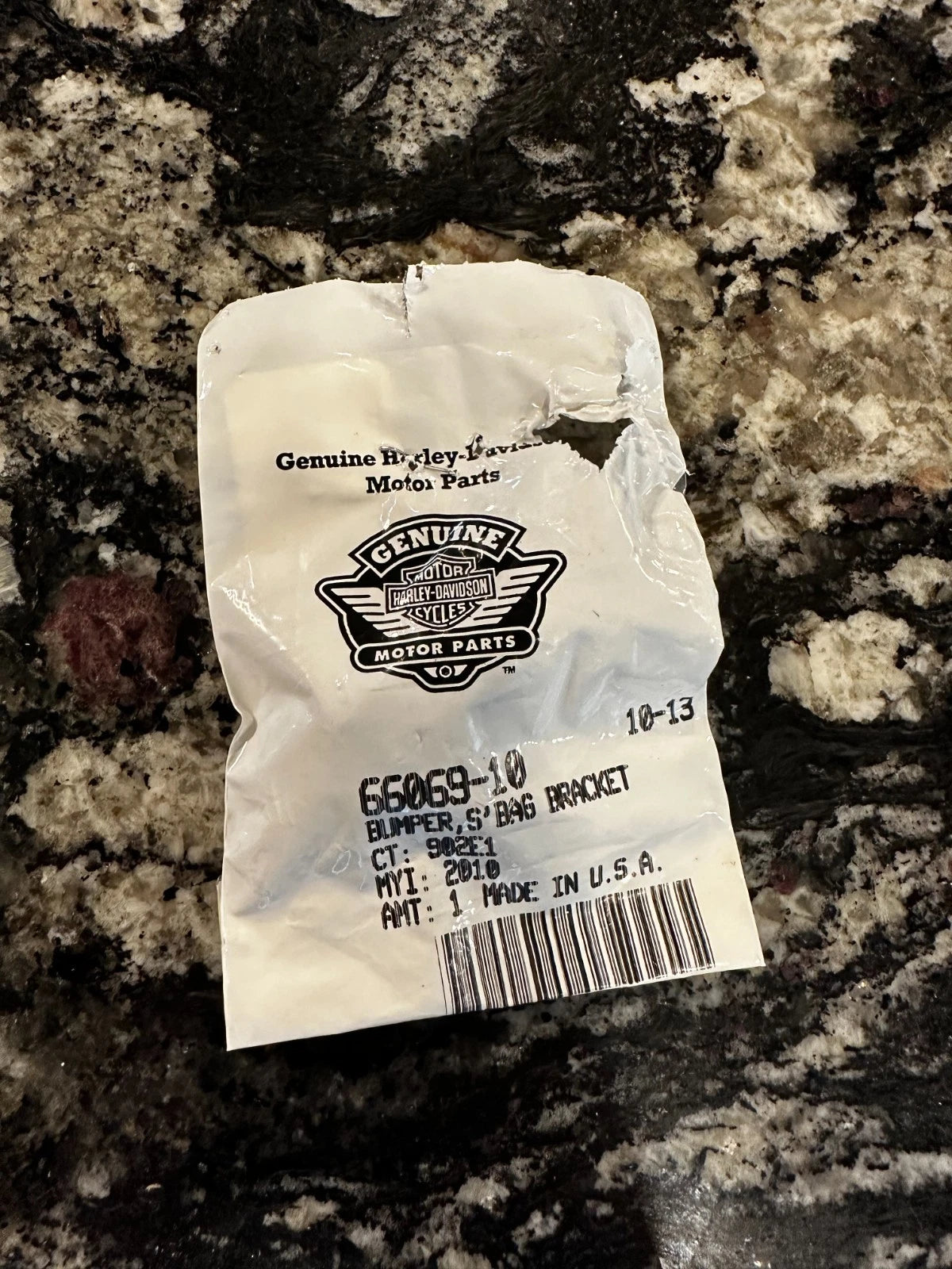 NOS Harley Davidson Black Saddlebag Bumper Bracket 66069-10