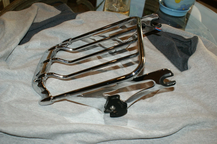 OEM HARLEY 14-22 TOURING 2UP CHROME AIRWING DETACHABLES LUGGAGE RACK & LED LIGHT