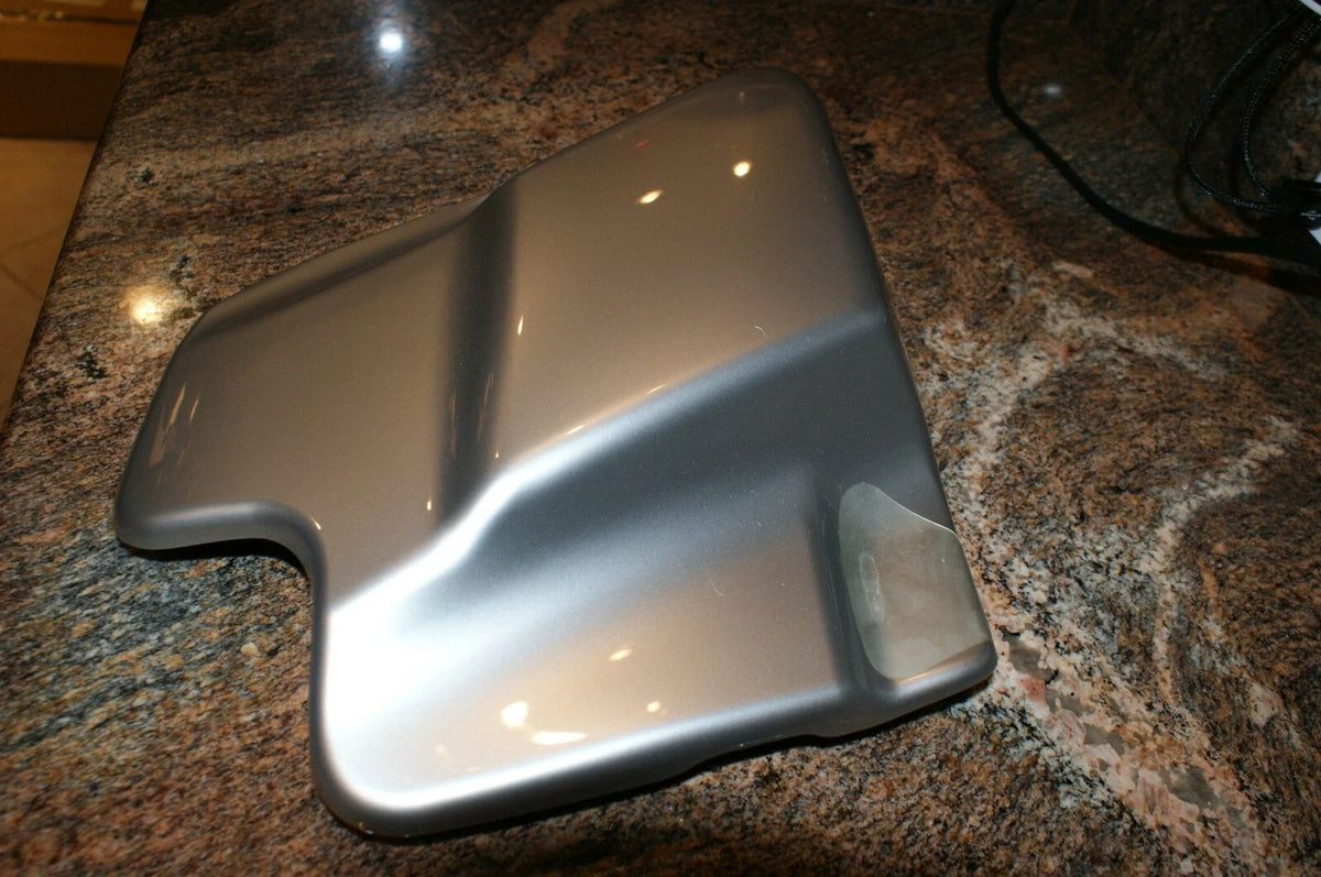 Harley Davidson 66619-03BDP FL side cover Left Silver