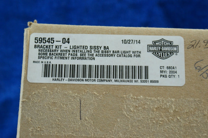 NEW Genuine OEM Harley Davidson Lighted Sissy bar bracket kit 59545-04