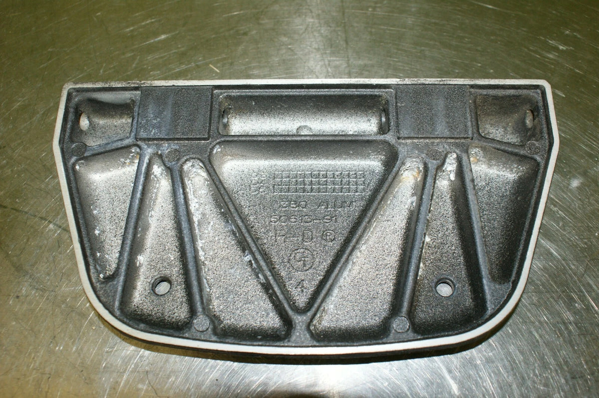 Harley-Davidson OEM Black Wrinkle Passenger Footboard Bottom used NICE 50613-91
