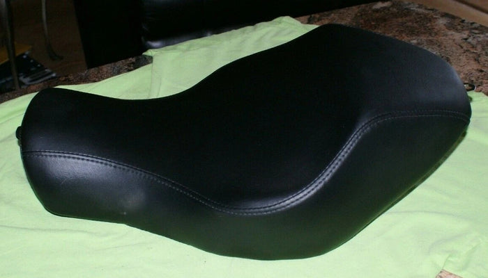 HARLEY DAVIDSON 2016 Sportster SOLO SEAT 52000199 Dealer take off EXCELLENT!