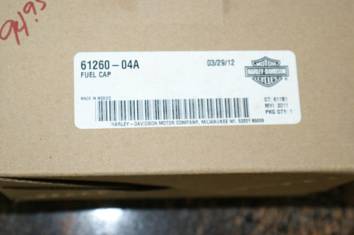 NOS OEM Harley Davidson Fuel Cap 91260-04