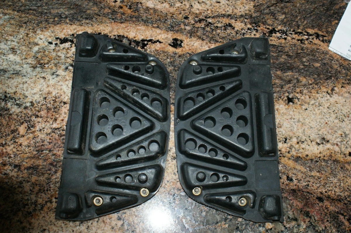 Genuine Harley Davidson Chrome / Rubber Passenger Floorboards RETURNED 50177-95