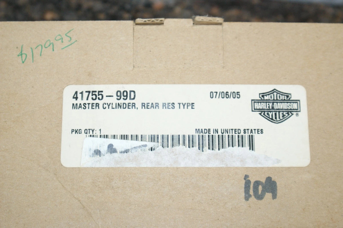 NOS Harley Davidson 41755-99D rear master cylinder - used for display only