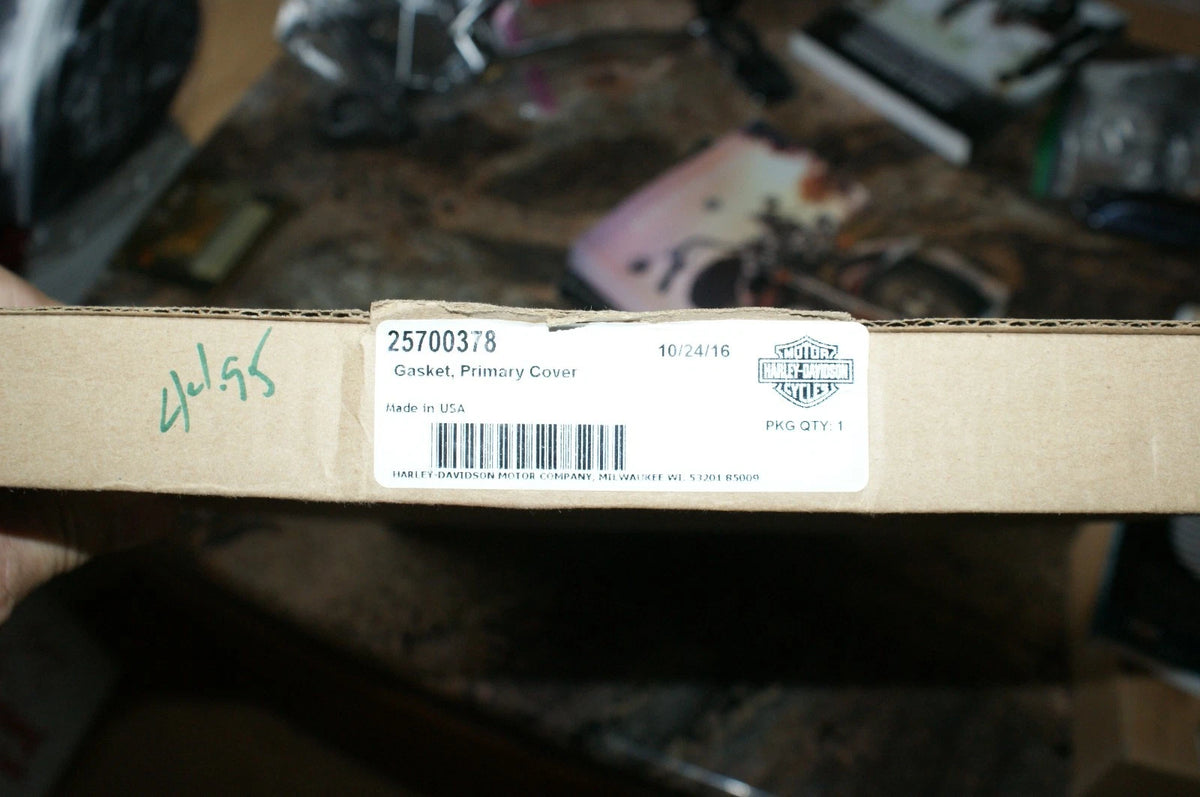 Genuine Harley Davidson Primary cover 25700378