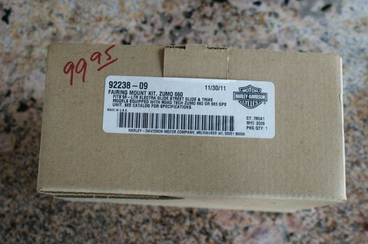 NOS 92238-09 Harley Davidson Fairing Mount kit Zumo 660 - used for display only