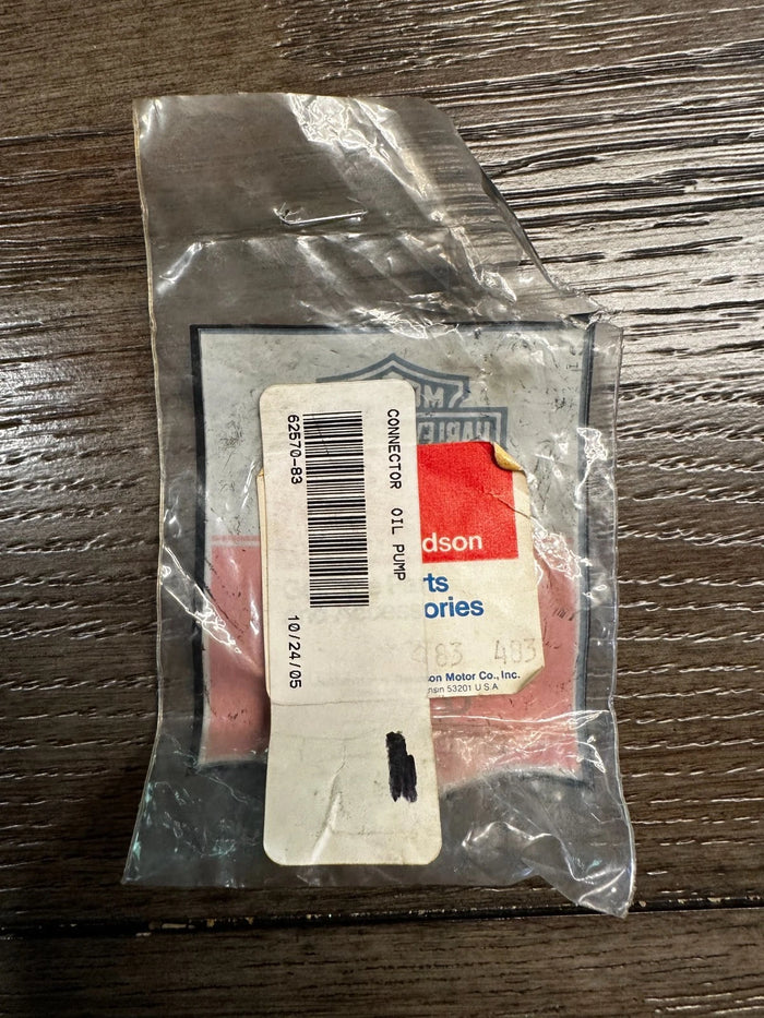 NOS Harley Davidson Oil Pump Connector 62570-83