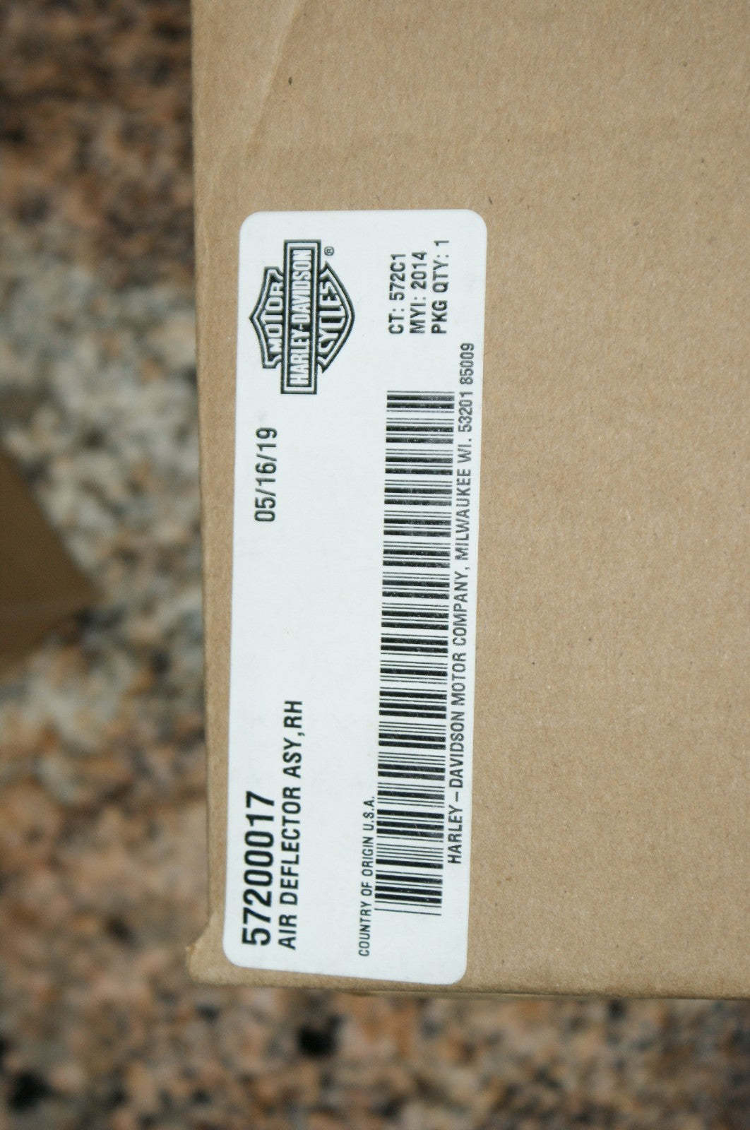 NOS Genuine Harley Davidson 57200017 Air Deflector RIGHT USED FOR DISPLAY ONLY!