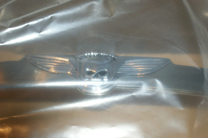 NOS Harley Davidson Skull w/wings windshield 58693-04 FLST Used for Display only