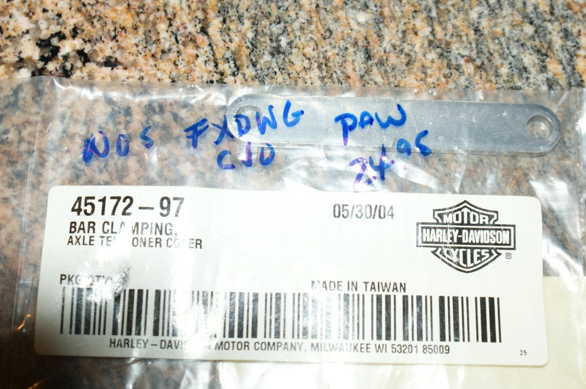 Genuine OEM Harley-Davidson Bar Clamping axle tension cover 45172-97