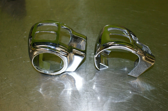 Chrome Switch Housing / master cylinder cover kit Harley Davidson Touring