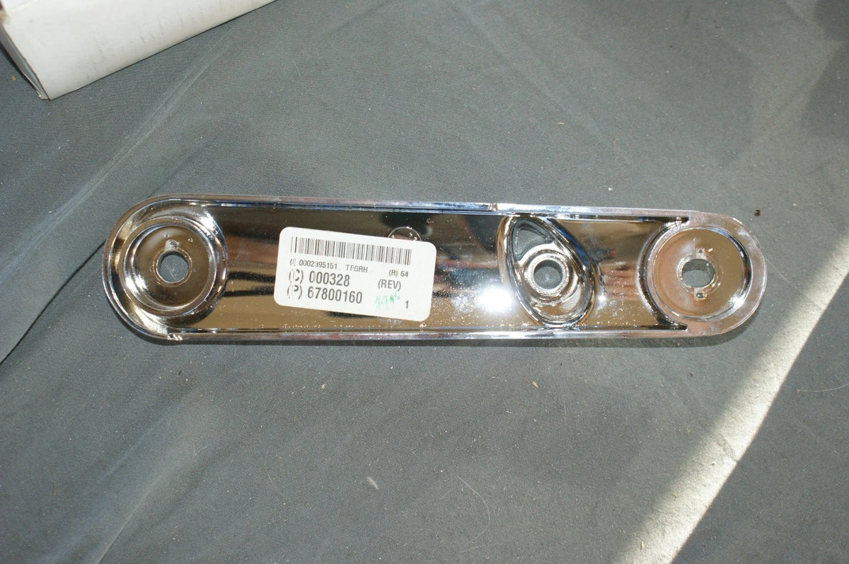 Genuine Harley Davidson 67800160 Right front turn signal mount DEALER TAKE OFF