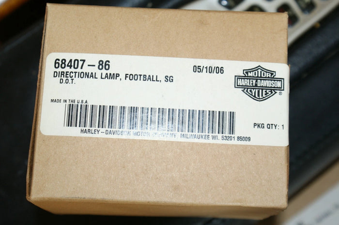 NOS Genuine Harley Davidson Directional lamp / turn signal football 68407-86