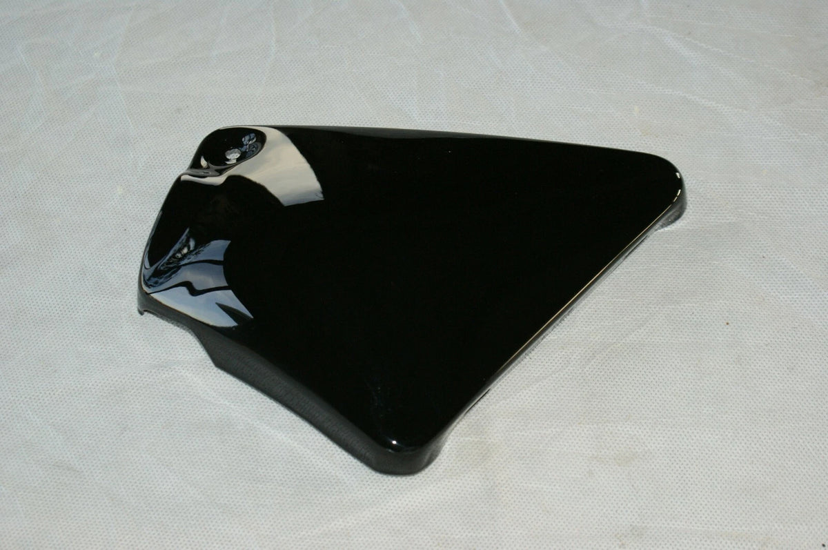 NOS Harley Davidson 2004 V-ROD LEFT SIDE COVER 66169-04BLO Vivid Black