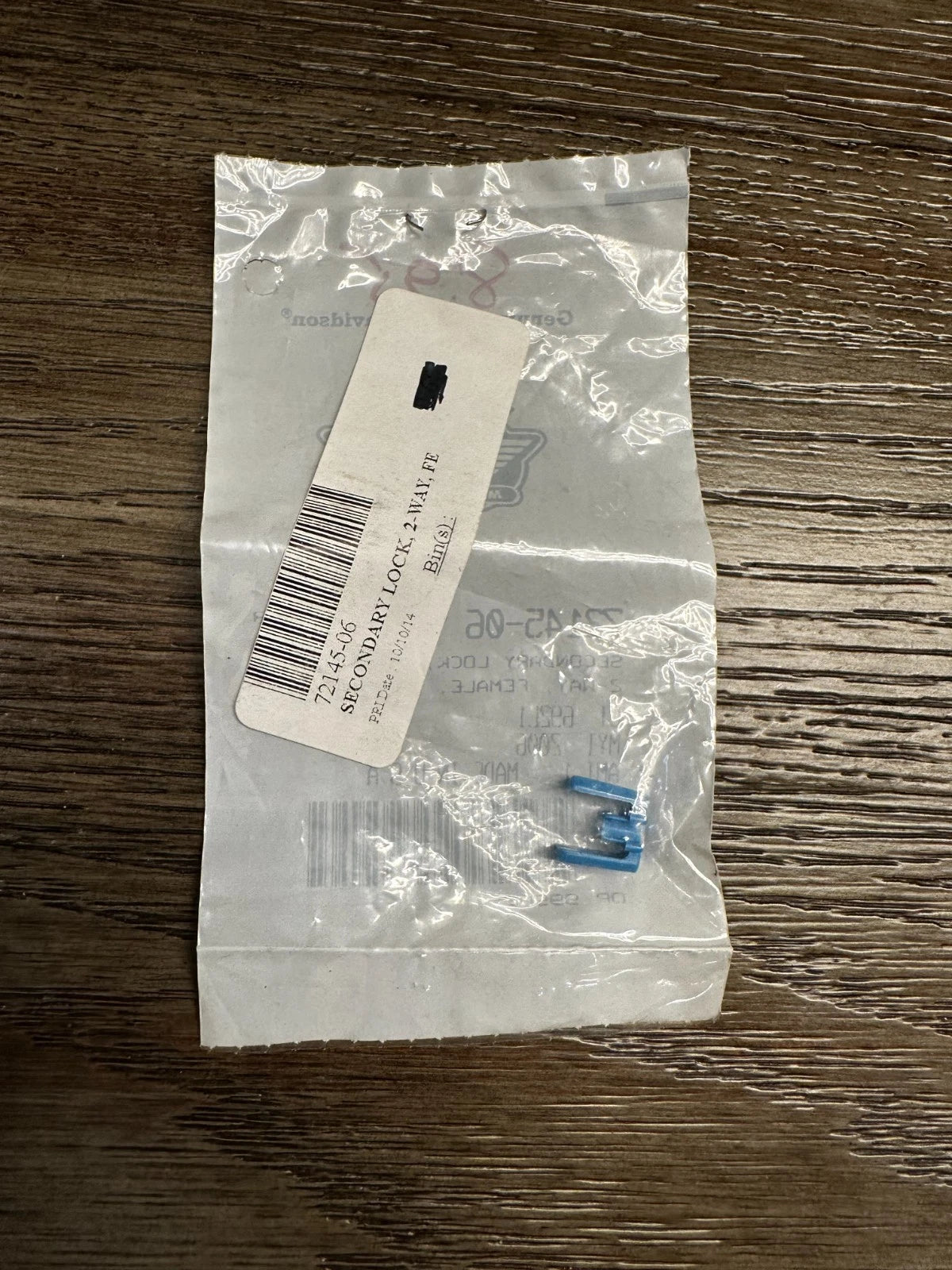 NOS Harley Davidson Secondary Lock 2-Way Female Blue 72145-06