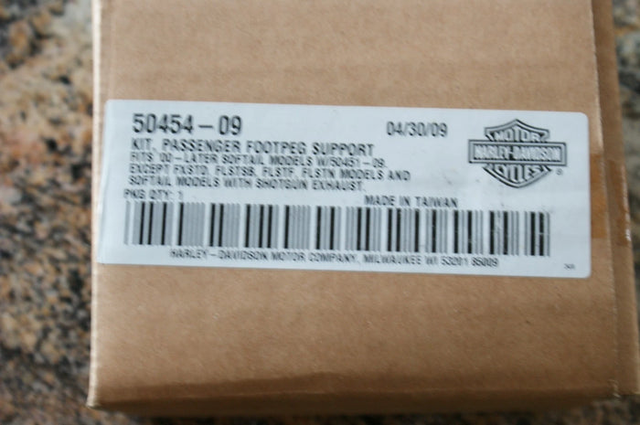 Genuine Harley-Davidson passenger footpeg mini footboard support kit 50454-09