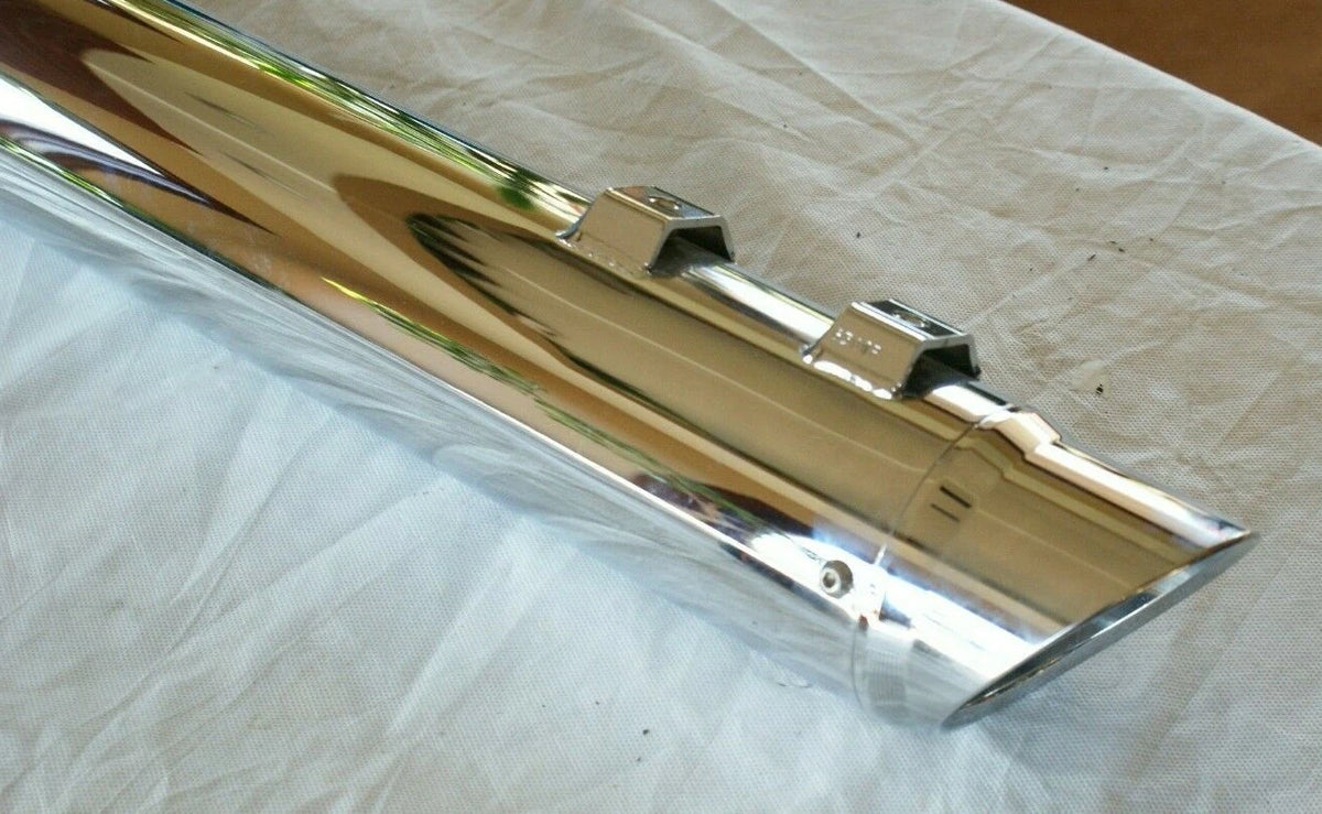 Cobra 6301 Replacement Muffler ( Could be used right / left) Tri Glide harley