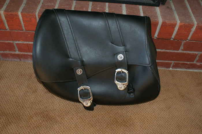 Genuine HARLEY-DAVIDSON LEFT Leather saddle bag 91541-00 90118-00 90196-00 Nice