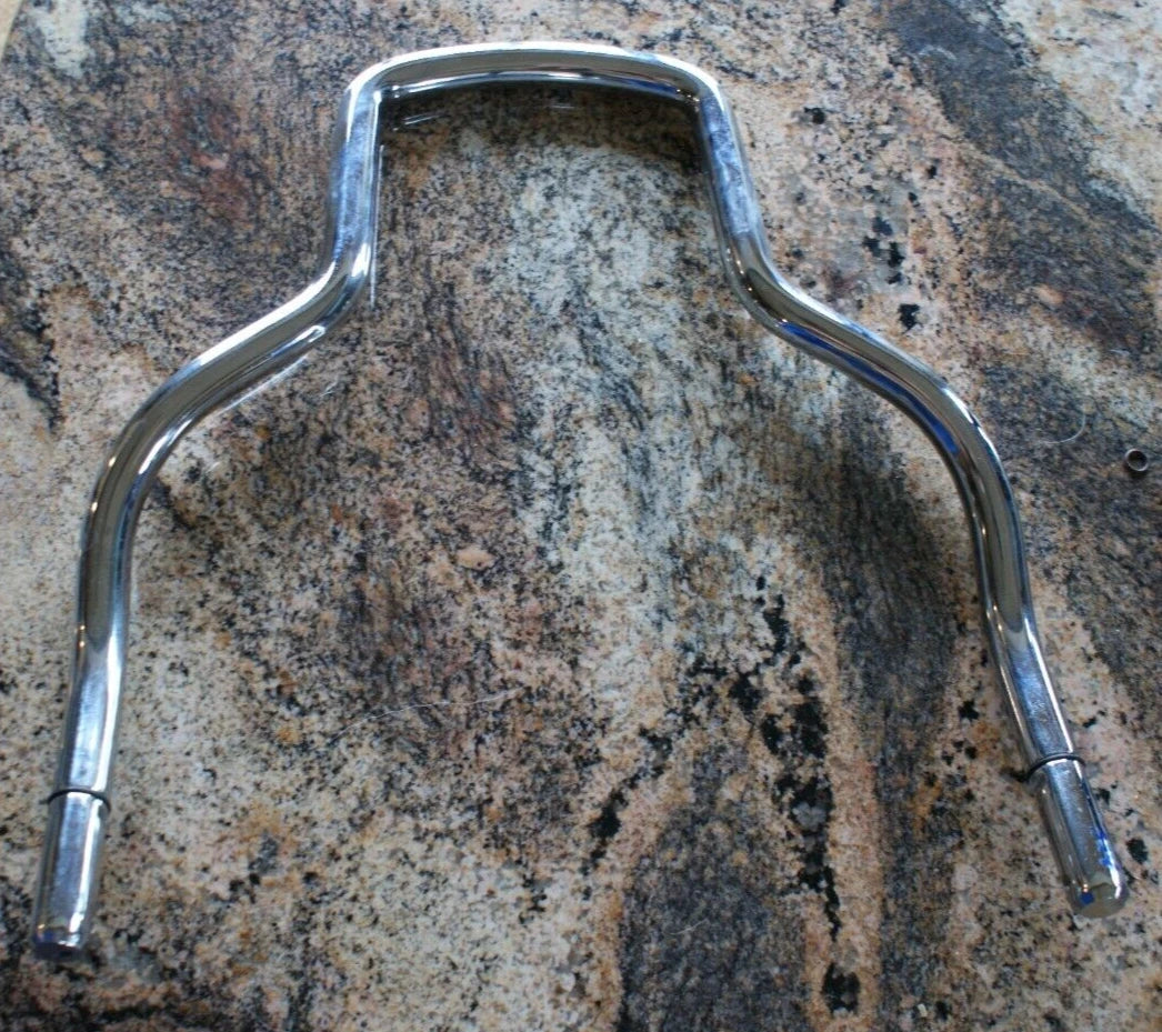 OEM Genuine Harley Davidson sissy bar 52300324 from dealer display excellent