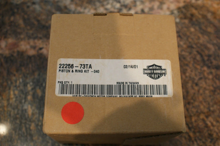 NOS OEM Harley Davidson Piston & Ring kit .040 oversize 22256-73