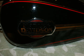 New 2011 Harley Davidson fuel gas tank Ultra classic Merlot Sunglow / Black 61356-11DHE