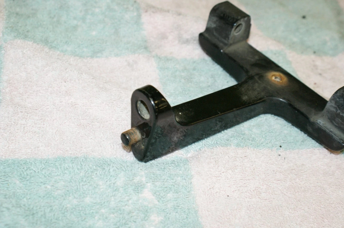 Harley Davidson touring model passenger floorboard mount 52719-93 used NICE!