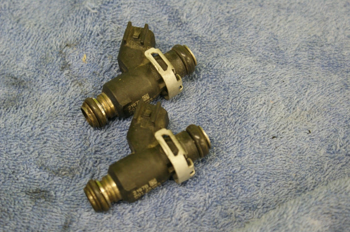 HARLEY DAVIDSON 2006 FLH Ultra Fuel Injector - Used - 27709-06 PAIR!!!