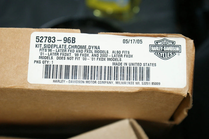 Genuine OEM Harley Davidson Detachable Side plates Chrome Dyna 52783-96