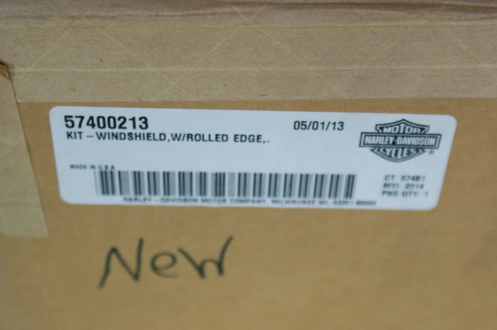 New Genuine OEM Harley Davidson Windshield Kit w/ rolled edge 57400213